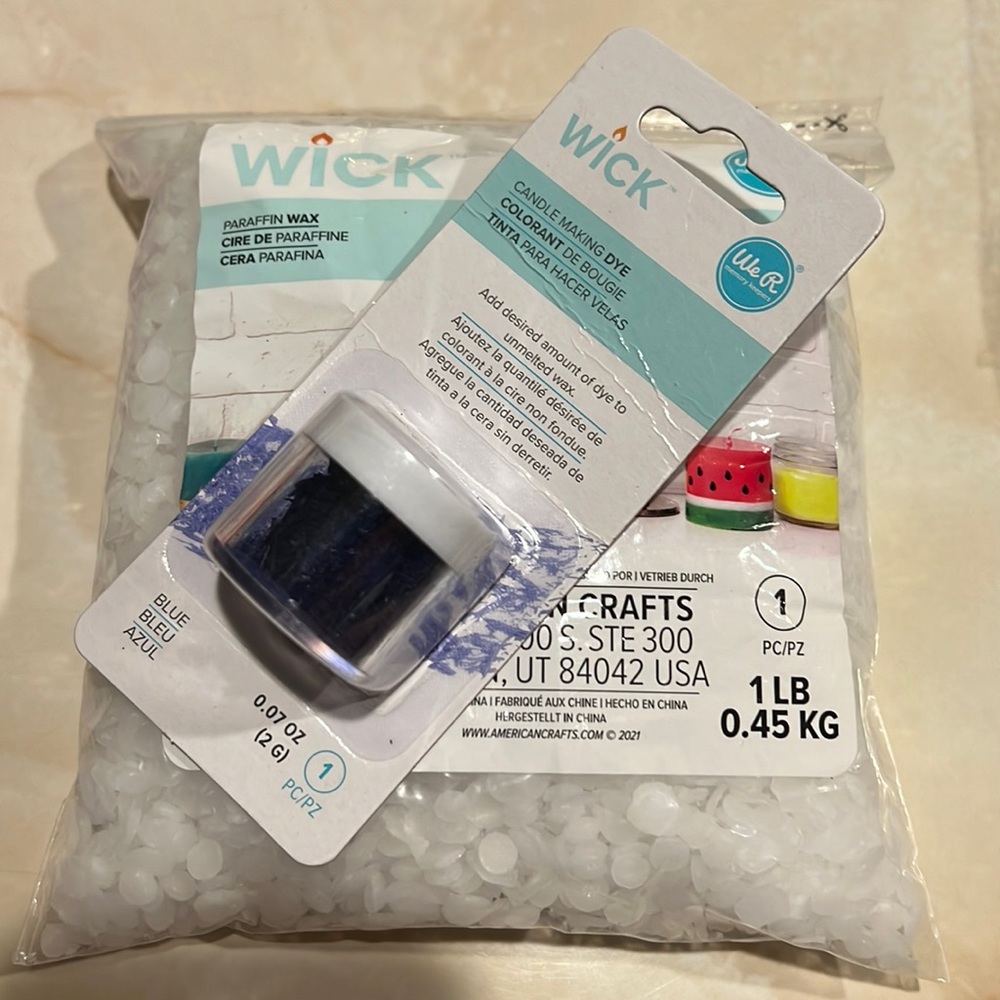 New 2pc We R Memory Keepers Wick Paraffin Wax 1lb & blue dye